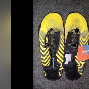 Weweya Men's shoes, Size 40 (7), Yellow & Black